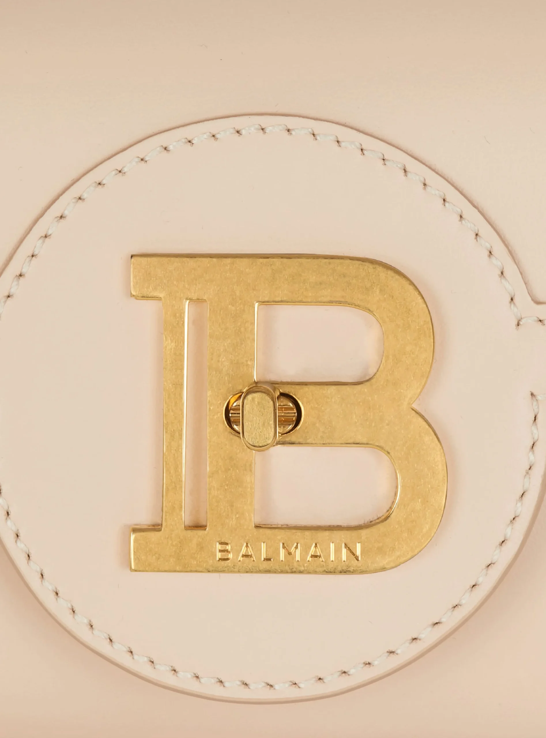 Women Balmain B-Buzz Pouch 23 Leather Clutch