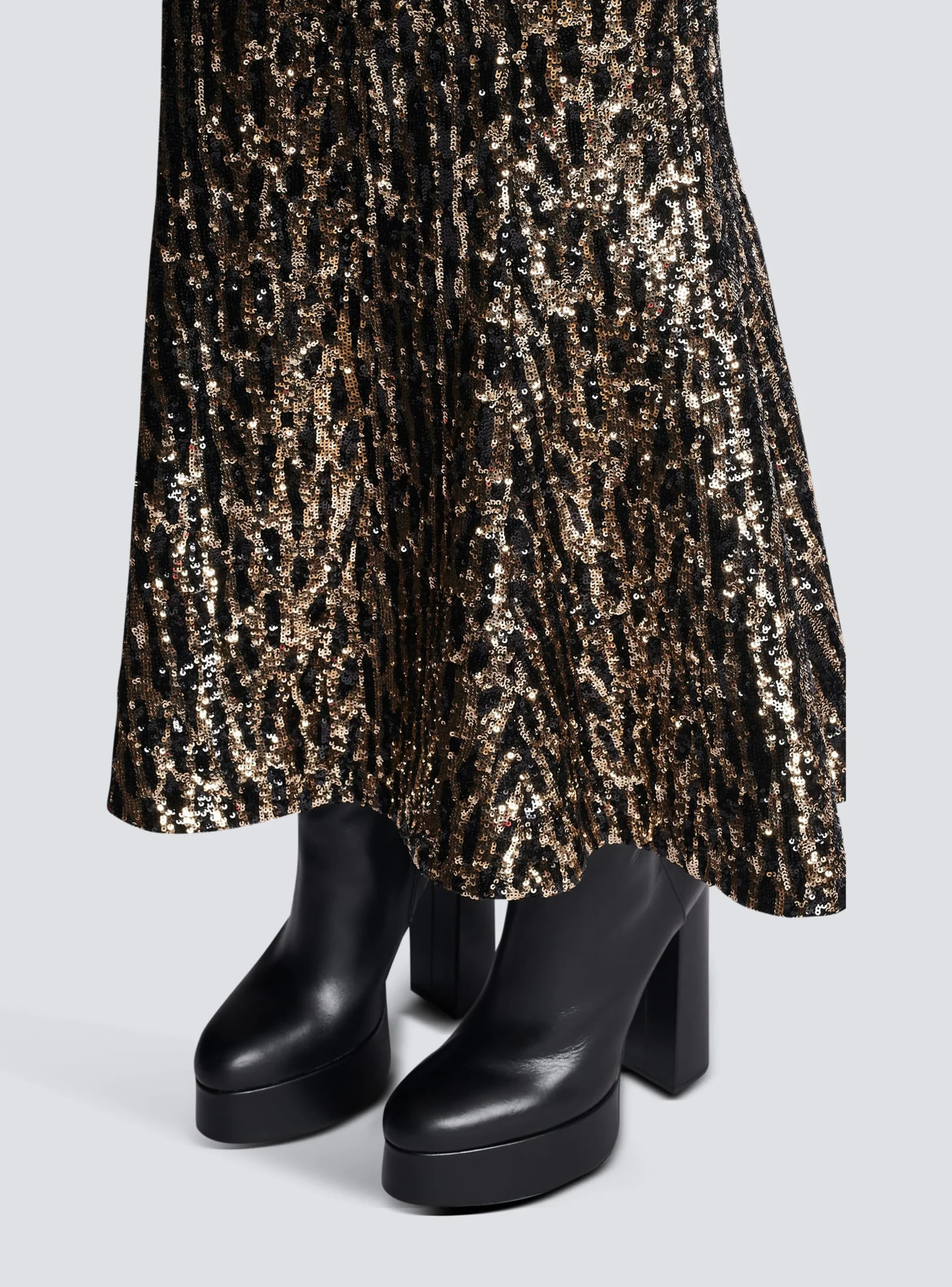 Women Balmain Long Skirt With Sequin Embroidery